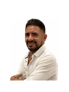 Ariel Santiago Morando - RE/MAX Believe