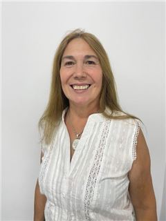 Alicia  Stancanelli  - RE/MAX Namai