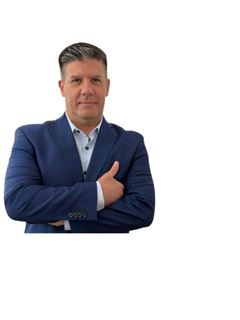 Sebastian Medina - RE/MAX Advance