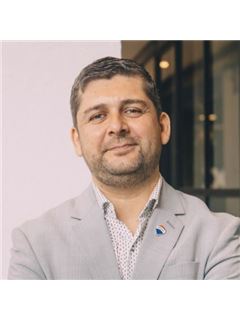 Juan Cruz Abal - RE/MAX Vincit