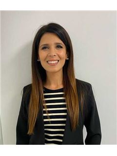 Anabella Andrea Serafini - RE/MAX Free