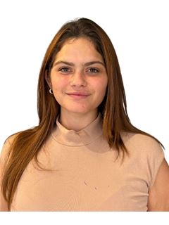 Candela Durand - RE/MAX Cordial