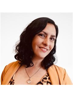 Mercedes Rosalez - RE/MAX Life