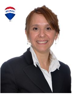 María Cecilia Corbella - RE/MAX Buró II