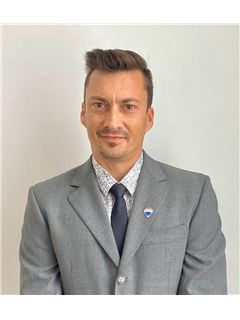 Javier Lionel Salamone - RE/MAX Advance