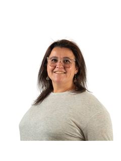 Leticia  Deza - RE/MAX Data Work