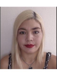 Jesica Paola Villalba - RE/MAX Iron