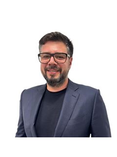 Iurii Guma - RE/MAX Premium