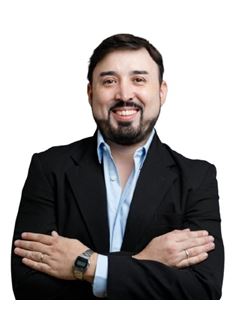 Jesus Molina - RE/MAX Uno