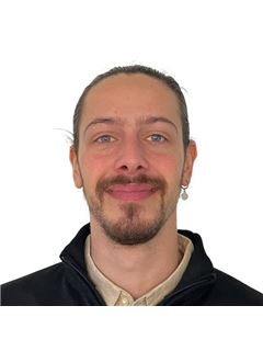 Guido Lionel Saslavsky - RE/MAX Vanguard