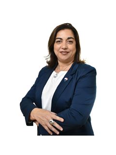 Liliana Karagumechian - RE/MAX Suma
