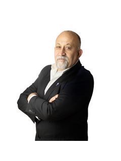 Sergio Burgos - RE/MAX Terruños