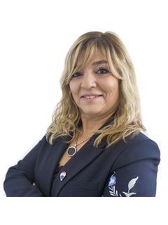 Adriana Arsegot - RE/MAX Believe
