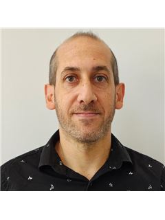 Janan Iudchak - RE/MAX Infinit