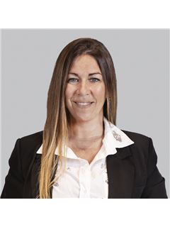 Nadia Tornero - RE/MAX Titanium