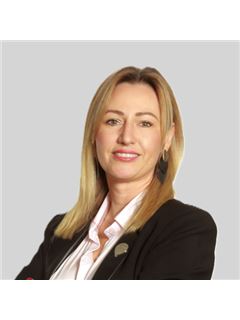 Viktoriya Pivovarchuk - RE/MAX Blue