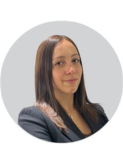 Catalina Suárez - RE/MAX Blue