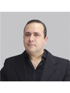 Leonel Sacco - RE/MAX Titanium