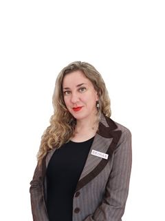 Samanta Val - RE/MAX Data Lagos
