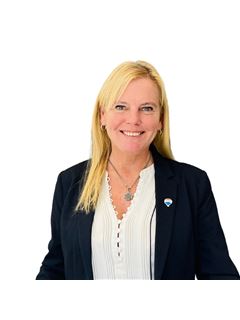 Marcela Wnorowsky - RE/MAX Activo