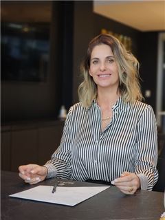 Romina Taliani - RE/MAX Puerto