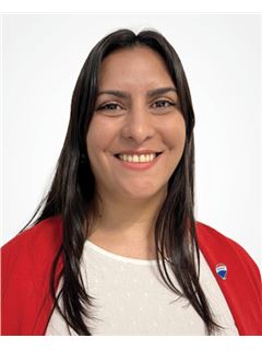 Mercedes Rosalez - RE/MAX Life