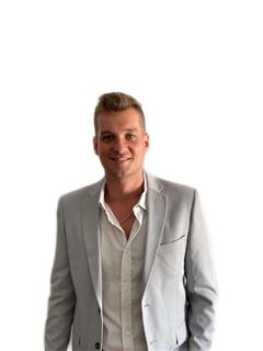 Facundo Ciro Menendez - RE/MAX Suma
