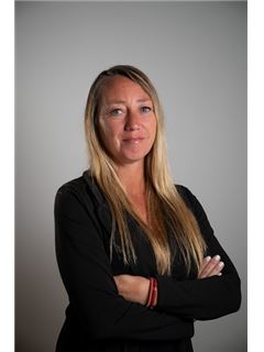 Alejandra Borsellino - RE/MAX Solutions