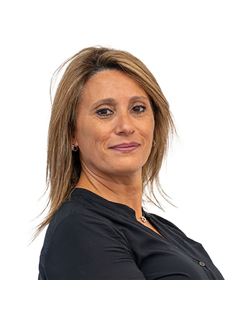 Alexandra Loresley Linares Pintos - RE/MAX Tango