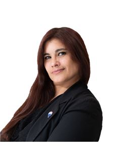 Gabriela Juarez - RE/MAX Arena