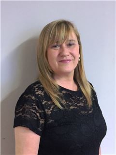 Sandra Feibusz - RE/MAX Urbana