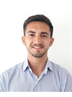 Santiago Obregon - RE/MAX Estilo