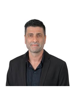 Leonel García - RE/MAX Advance