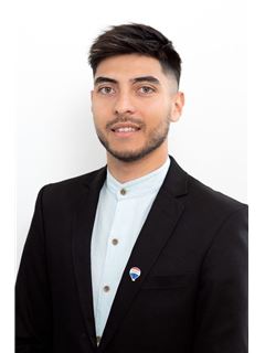 Nicolas Lopez - RE/MAX Boulevard