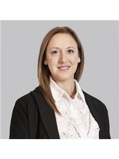 Vanesa Mondrik - RE/MAX Titanium