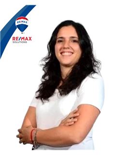 Eliana Butti - RE/MAX Solutions