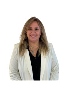 Analía Ledesa - RE/MAX Vita