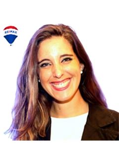 María De La Paz Christie Newbery - RE/MAX Enjoy