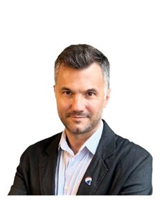 Diego Fernando Dellacasa - RE/MAX Mediterránea