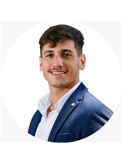 Manuel Bruzzone - RE/MAX Diagonal II