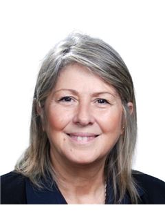 Silvia Jeandrevin - RE/MAX Litoral