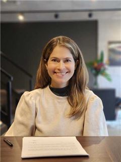 Paula Tenca - RE/MAX Puerto