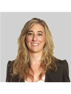 Vanina Marconi - RE/MAX Blue