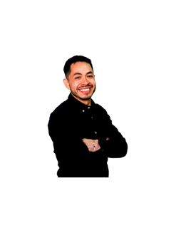 Andrés  Quiroz - RE/MAX Uno IV