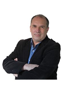 Hernán  Bárcena  - RE/MAX Premium II
