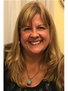 Claudia Lepiske - RE/MAX Iron