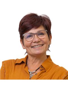 Claudia Rabellino - RE/MAX Futuro