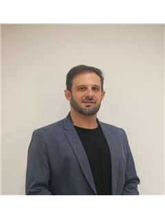 Guillermo Leiva - RE/MAX Data Work