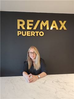 Laura Sousa Quintas - RE/MAX Puerto