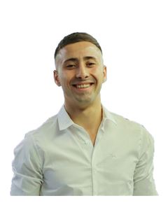 Julian Diaz - RE/MAX Data Work